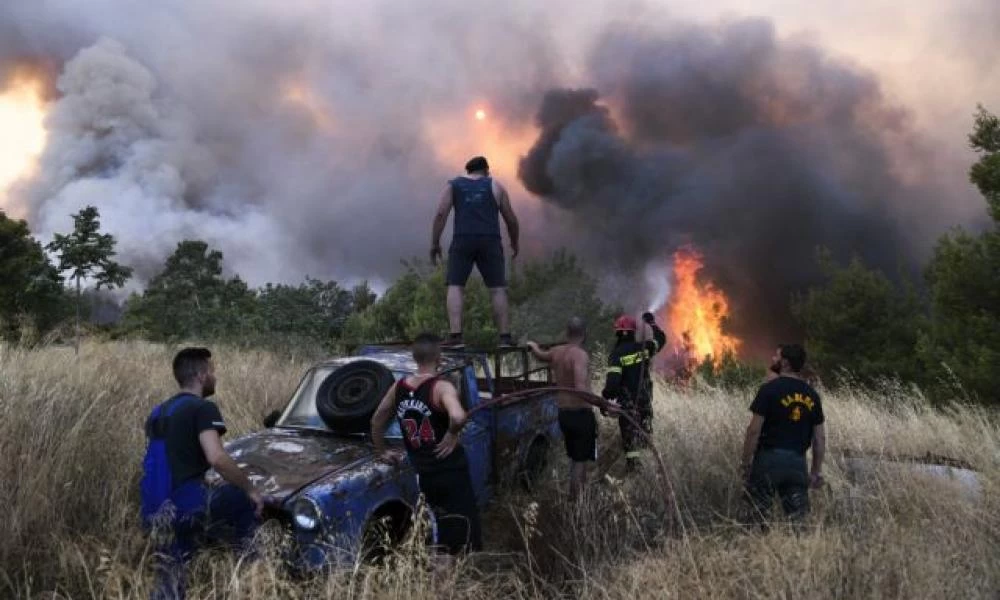 ΓΣΕΕ – Να προστατευτούν οι εργαζόμενοι στις πυρόπληκτες περιοχές